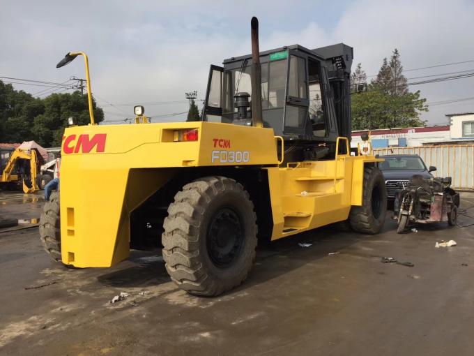 FD160 Used Diesel Forklift Truck Yellow Color 94 KW Nominal Power